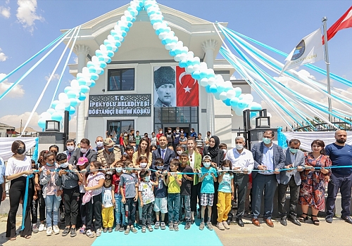 Van'da bağımlıların uğrak yeri olan metruk yapının yerine Eğitim Köşkü inşa edildi