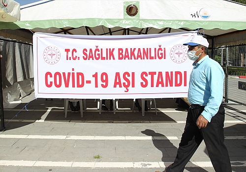 Van'da SGK'ya kayıtlı çalışanların aşılanmasına başlandı