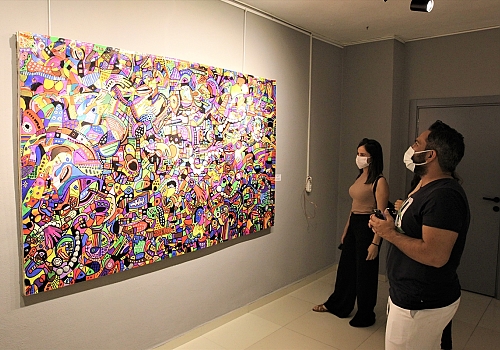 Vanlı ressam memleketinde resim sergi açtı