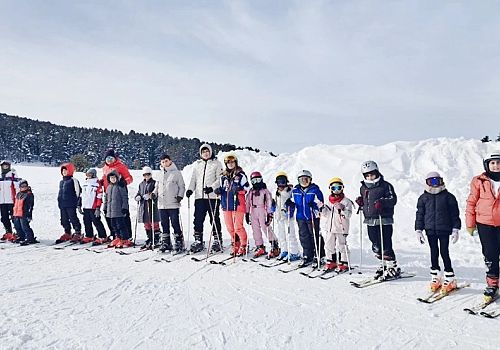Yalnızçam’da Öğrencilere Ücretsiz Kayak Eğitimi