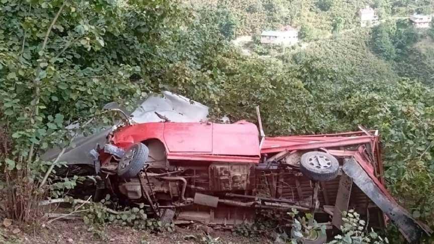 Tarım işçilerini taşıyan kamyonet devrildi! Ölü ve yaralılar var