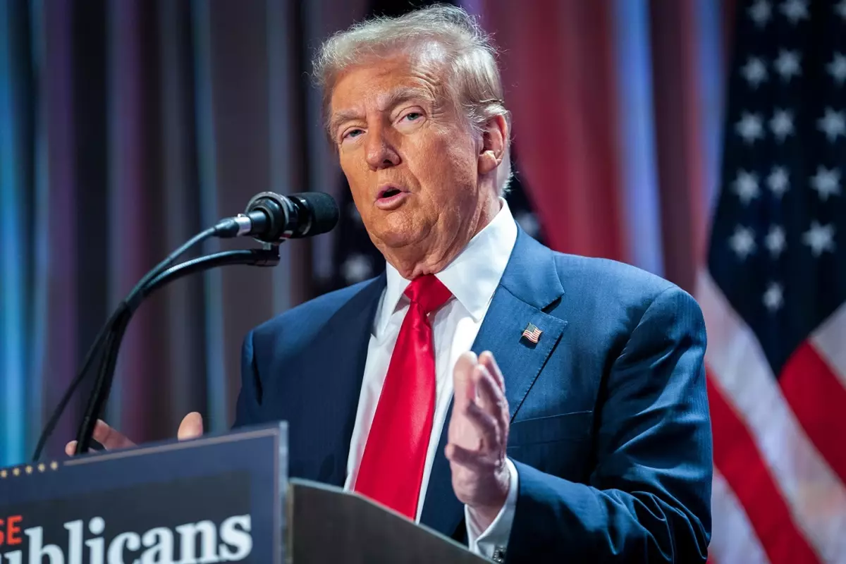 Trump: Çin ile Tam Ölçekli Bir Ticaret Savaşının İçindeyiz