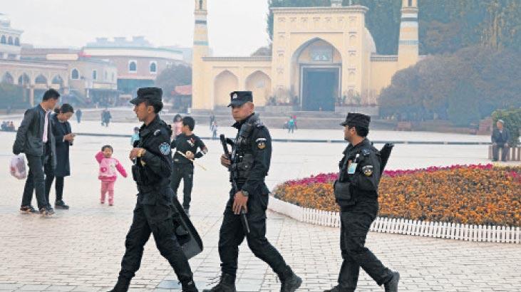 Trump’tan Uygur tasarısına jet onay