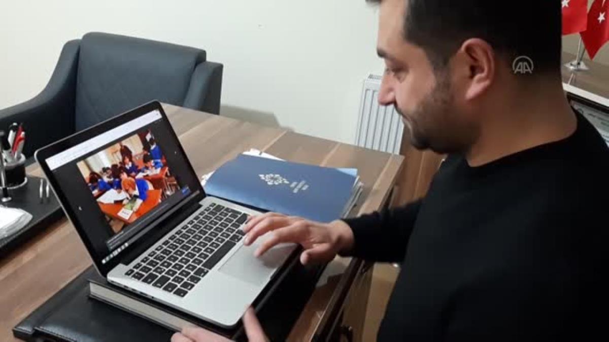 Türkiye Kent Konseyleri Birliği Yönetim Kurulu Üyesi Taştan, AA'nın 