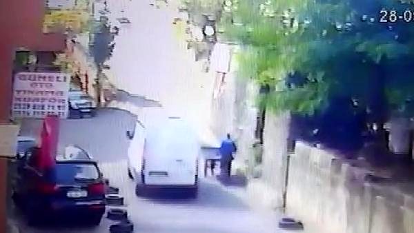Ümraniye'de hurdacının feci ölümü kamerada