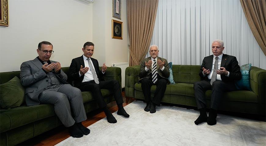 Vali Gül'den şehit savcı Kiraz'ın ailesine ziyaret