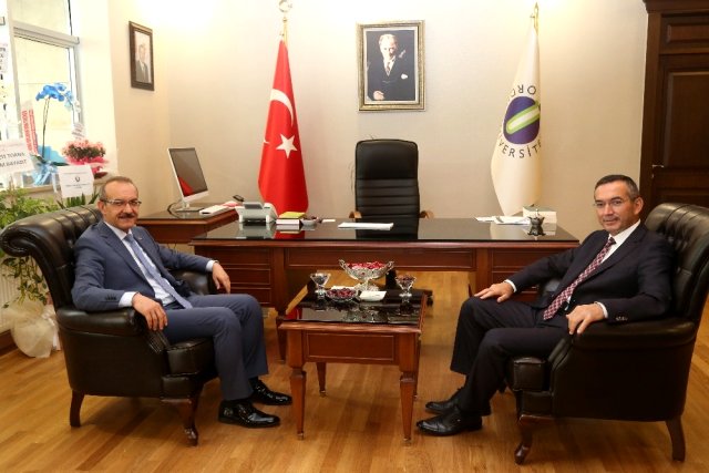 Vali Yavuz'dan Rektör Akdoğan'a ziyaret