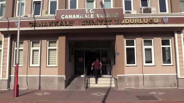 Yasa dışı geçişi organize ettiği değerlendirilen 2 kişi gözaltına alındı 