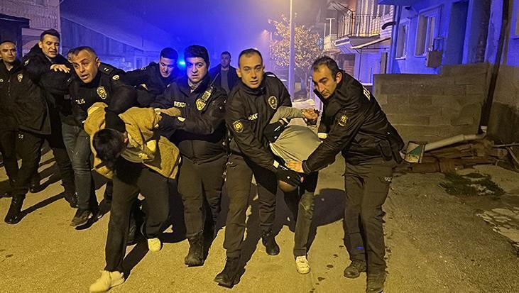 Yer: Kütahya! Ölen arkadaşlarının ailesiyle kavga ettiler... Çok sayıda gözaltı