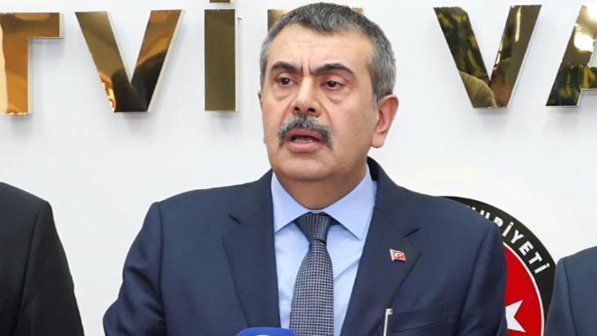 Yusuf Tekin: 168 Kişinin İmzaladığı Metin Suç Teşkil Ediyor, Suç Duyurusunda Bulunacağız